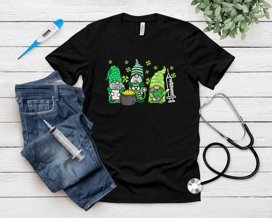 Gnome Nurses Saint Pattys Scrub Nurse St Patricks Day Women T-Shirt