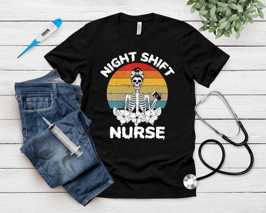 Funny Night Shift Nurse Skeleton Halloween Rn Nurses Women T-Shirt
