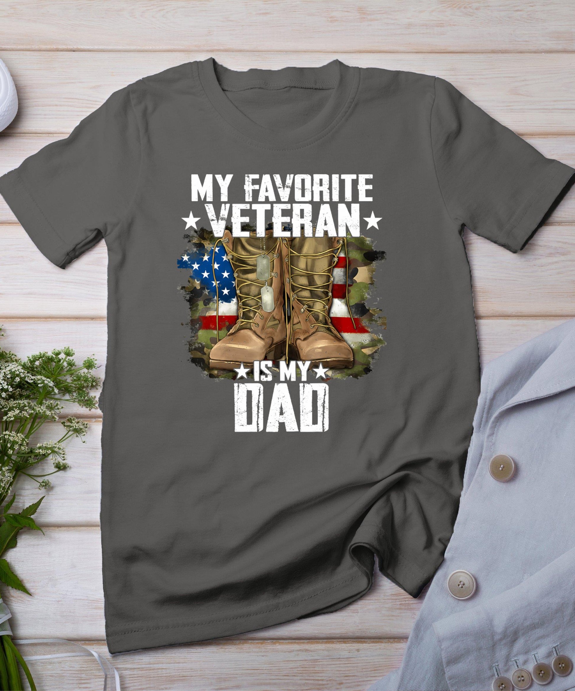 Father Veterans Day My Favorite Veteran Is My Dad For Kids T-Shirt