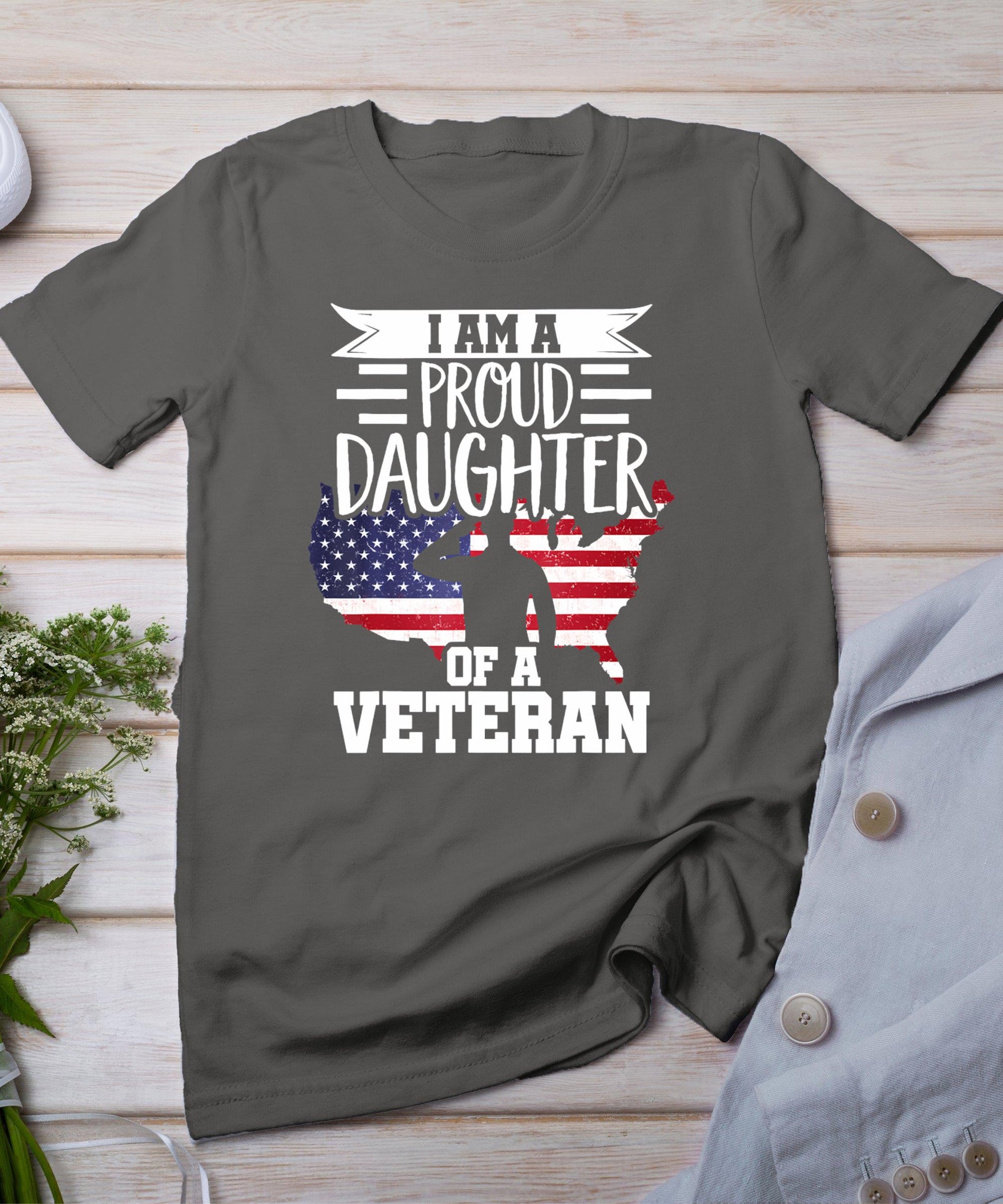 Proud Daughter Veteran Nothing Scares Patriotic Veterans Day T-Shirt