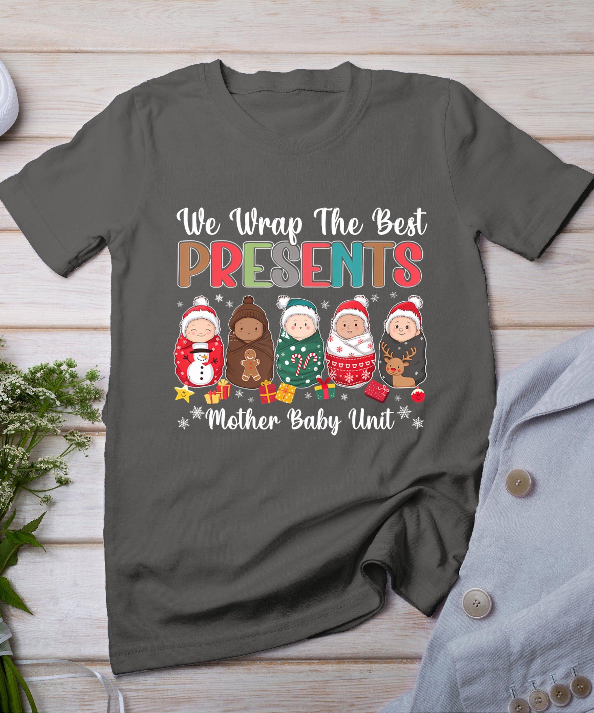 Mother Baby Nurse Christmas Mom Baby Nursing Groovy T-Shirt