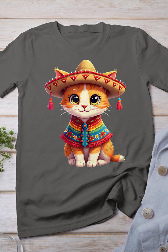 Cinco De Mayo Cute Mexican Cat Sombrero Poncho Cinco De Meow T-Shirt