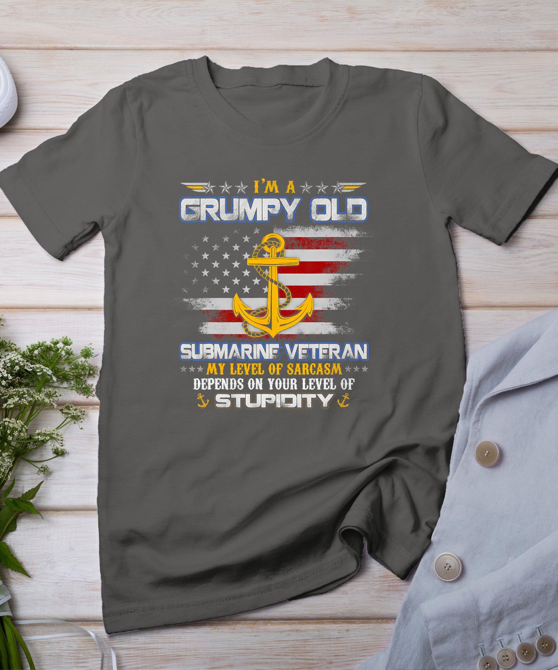 I'm A Grumpy Old Submarine Veteran Submariner Flag Vintage T-Shirt