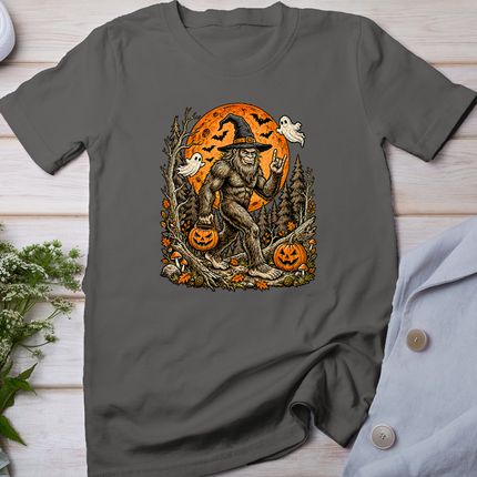 Spooky Halloween Bigfoot Pumpkin Funny Halloween Sasquatch T-Shirt