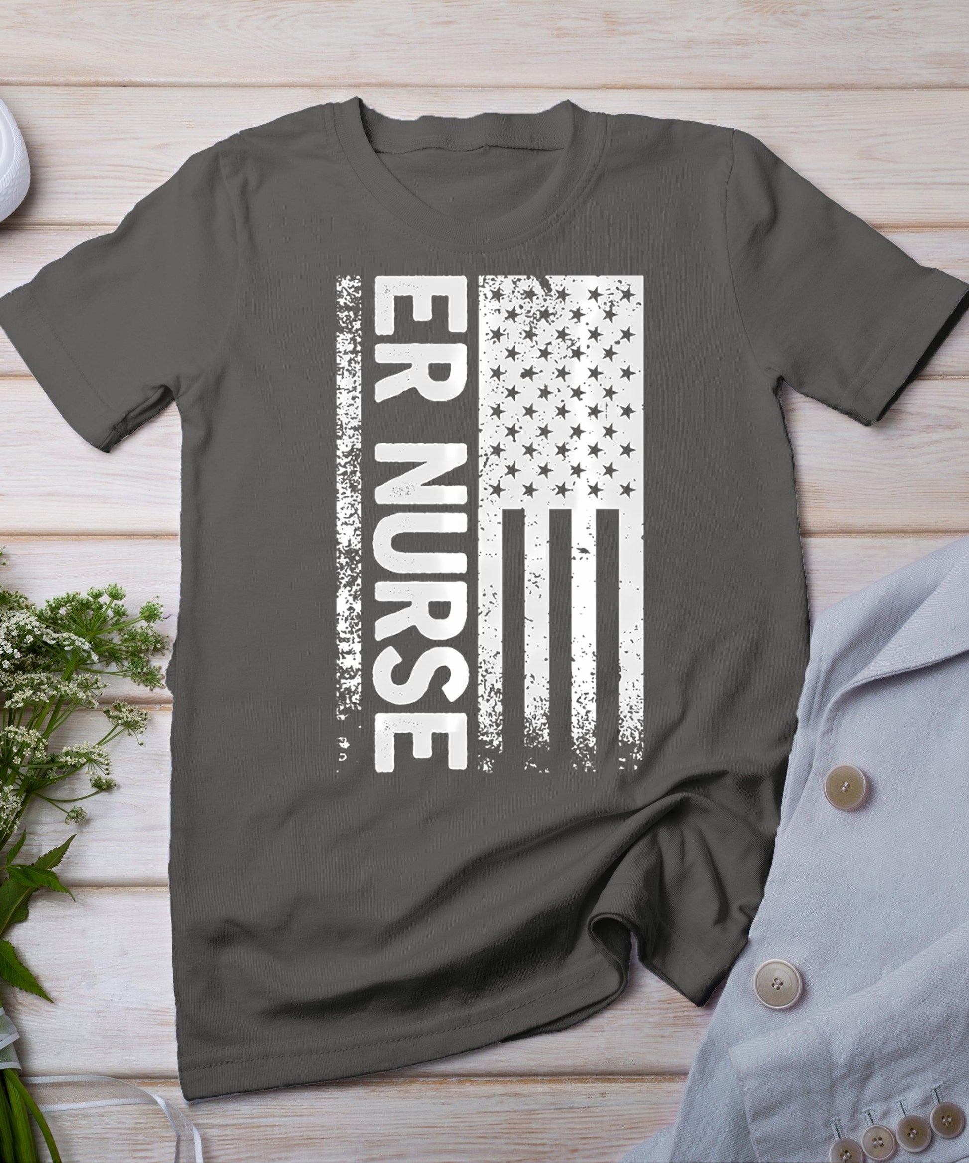 Er Nurse Distressed American Flag Emergency Room Rn Gift T-Shirt