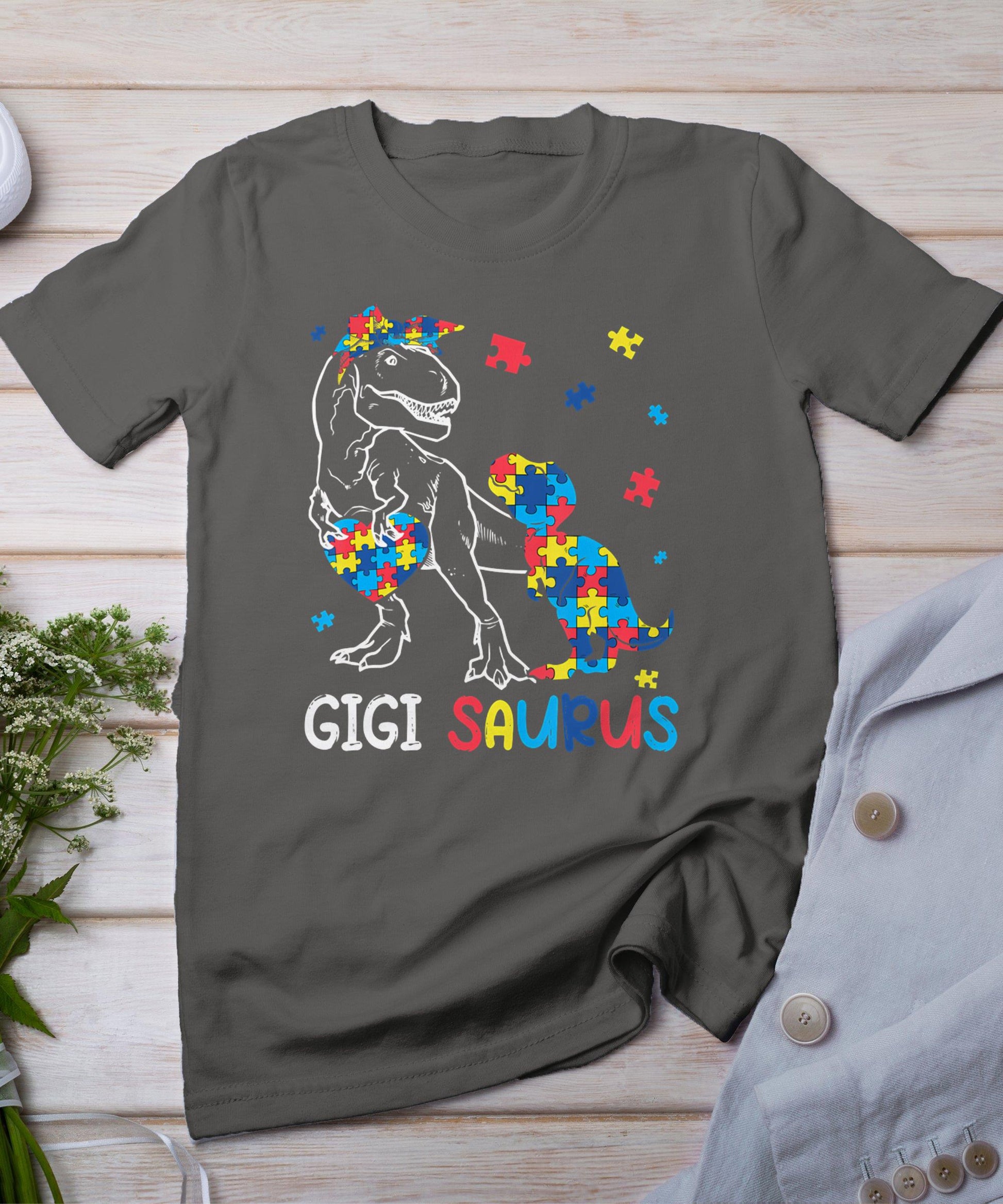 Gigi Saurus Autism Awareness Autistic Dinosaur Family T-Shirt