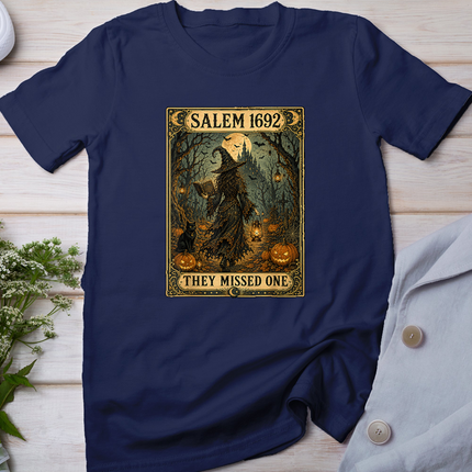 Salem 1692 They Missed One Tarot Card Halloween Witch Women T-Shirt