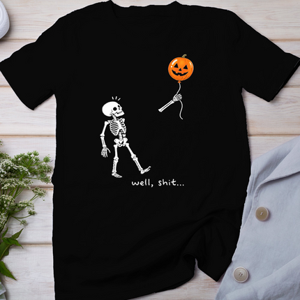 Well Skeleton Holding Balloon Pumpkin Gothic Halloween T-Shirt