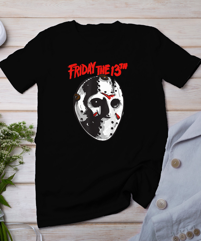 Friday The 13th Halloween Design Mask Art T-Shirt