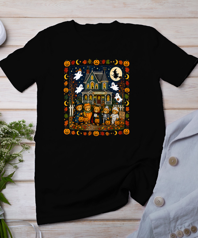 Cute Halloween Teddy Bears House Scene T-Shirt