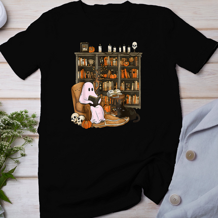 Vintage Ghost Book Reading Pumpkin Gothic Halloween Teachers T-Shirt