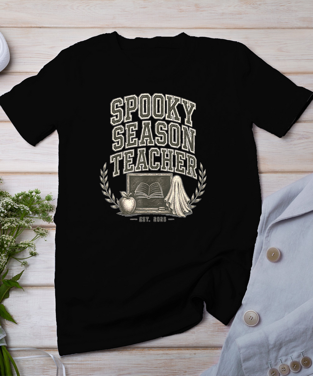 Funny Halloween Teacher Vintage Spooky Season T-Shirt