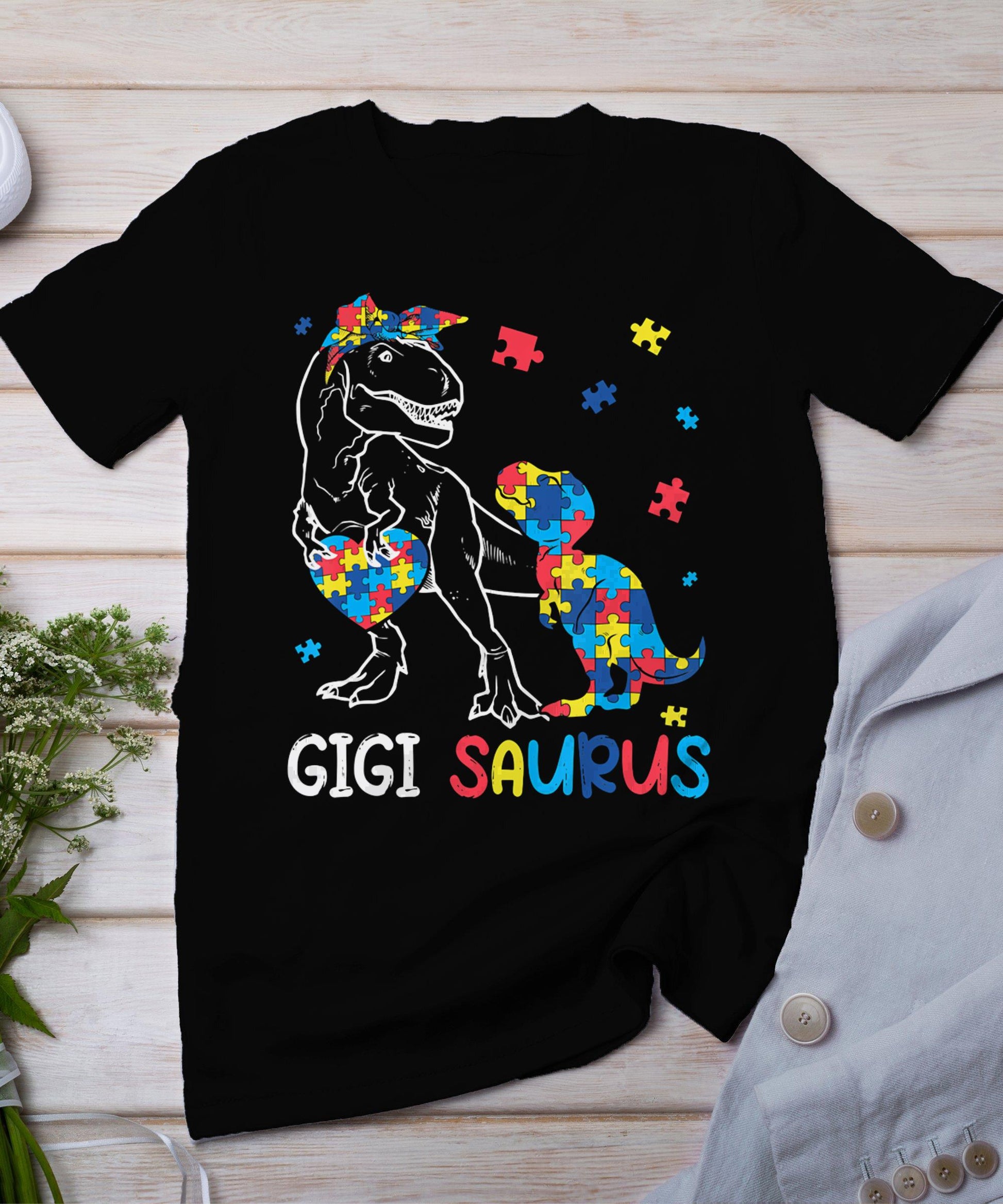 Gigi Saurus Autism Awareness Autistic Dinosaur Family T-Shirt