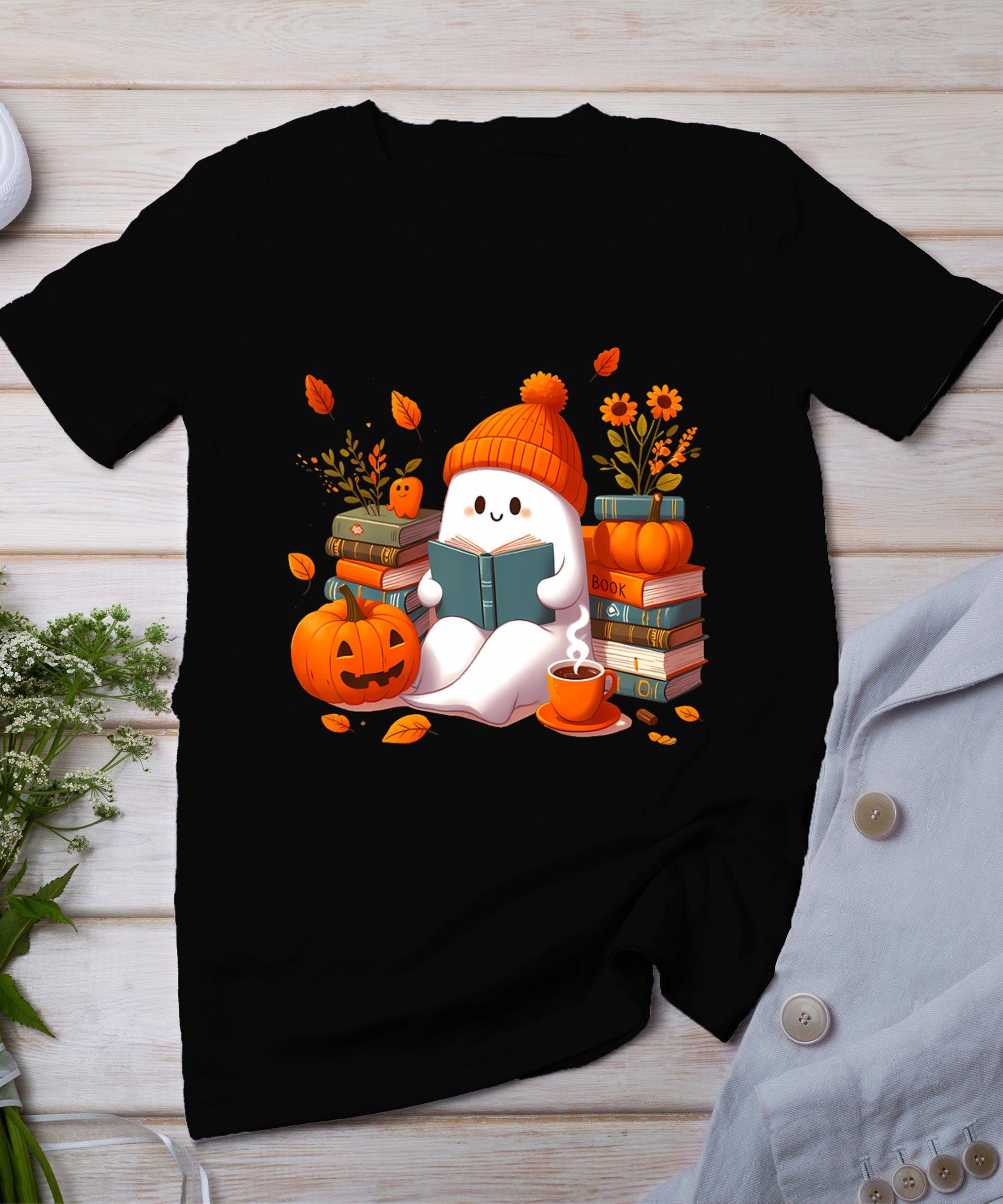 Cute Ghost Book Reading Halloween Books Lover Teacher Kids T-Shirt