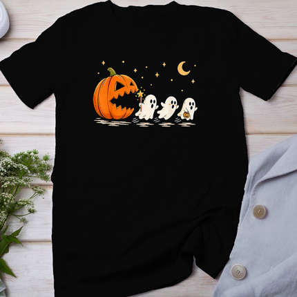 Funny Pumpkin Chasing Ghost Trendy Halloween Spooky Autumn T-Shirt