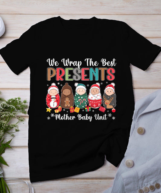 Mother Baby Nurse Christmas Mom Baby Nursing Groovy T-Shirt