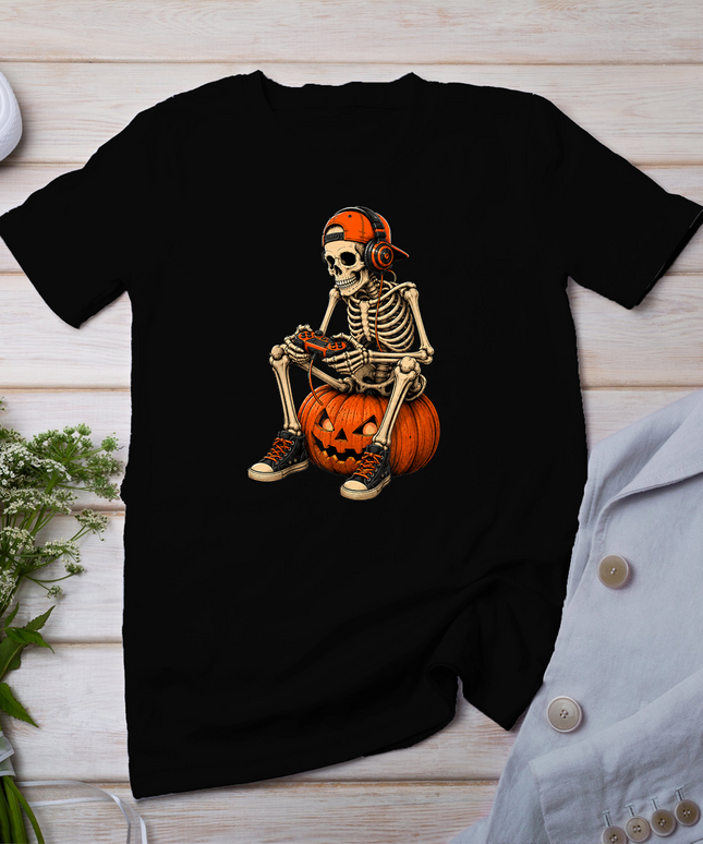 Spooky Skeleton Gaming Halloween Controller Boys Men Kids T-Shirt