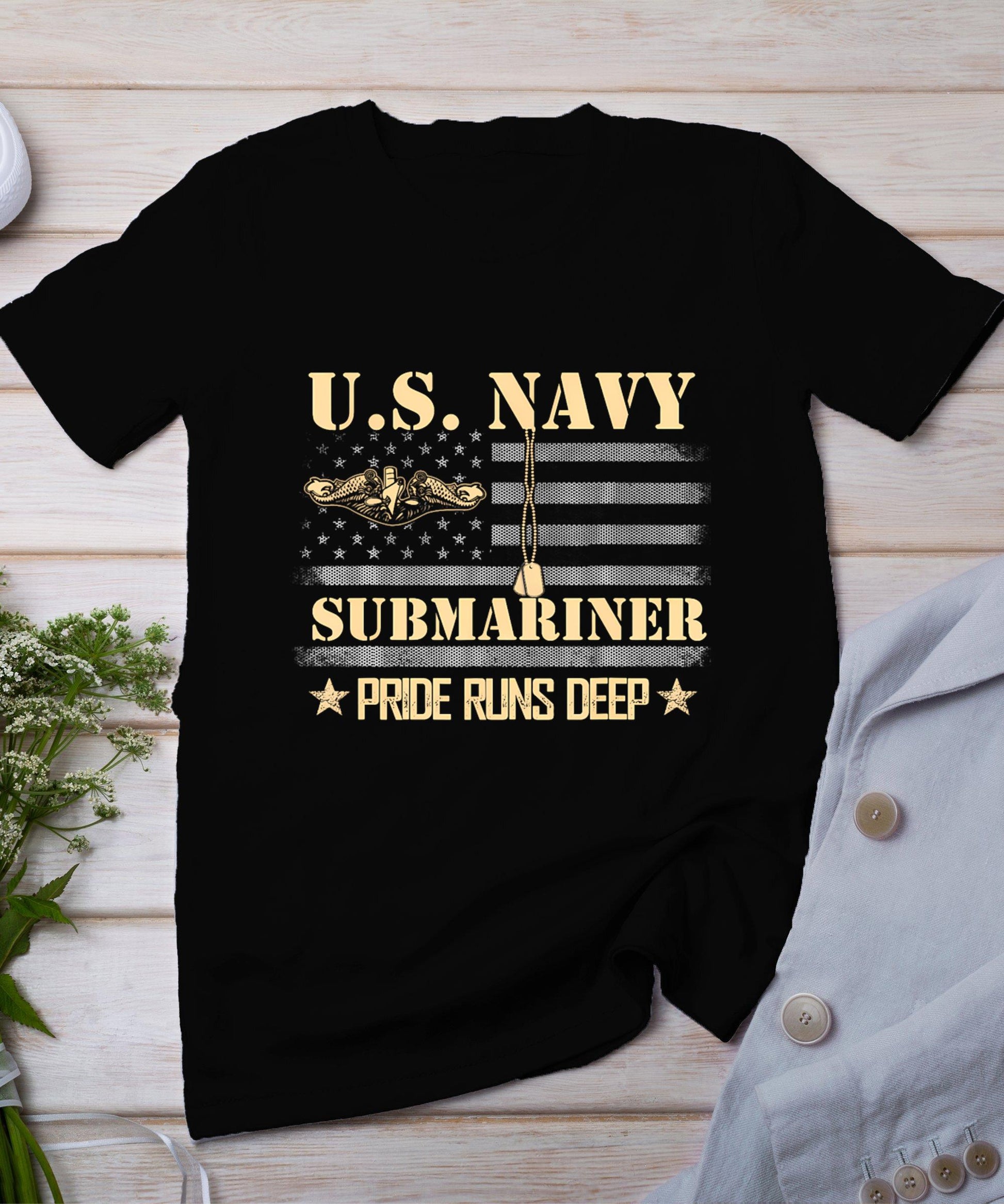 U.S Submarines Silent Service Vintage Veterans Day T-Shirt