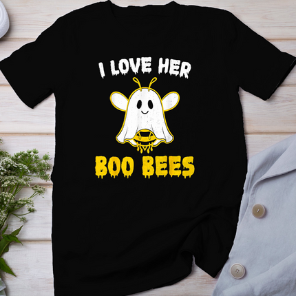 Funny I Love Her Boo Bees Couples Halloween Costume Men T-Shirt