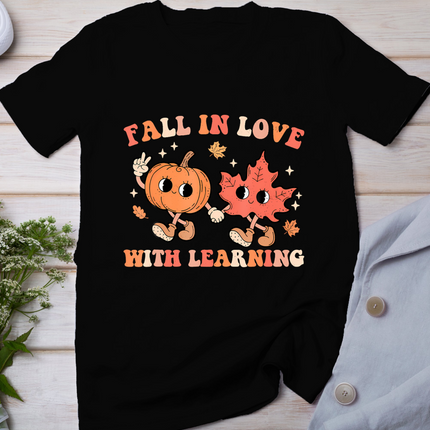 Fall In Love With Learning Fall Teacher Thanksgiving Retro T-Shirt