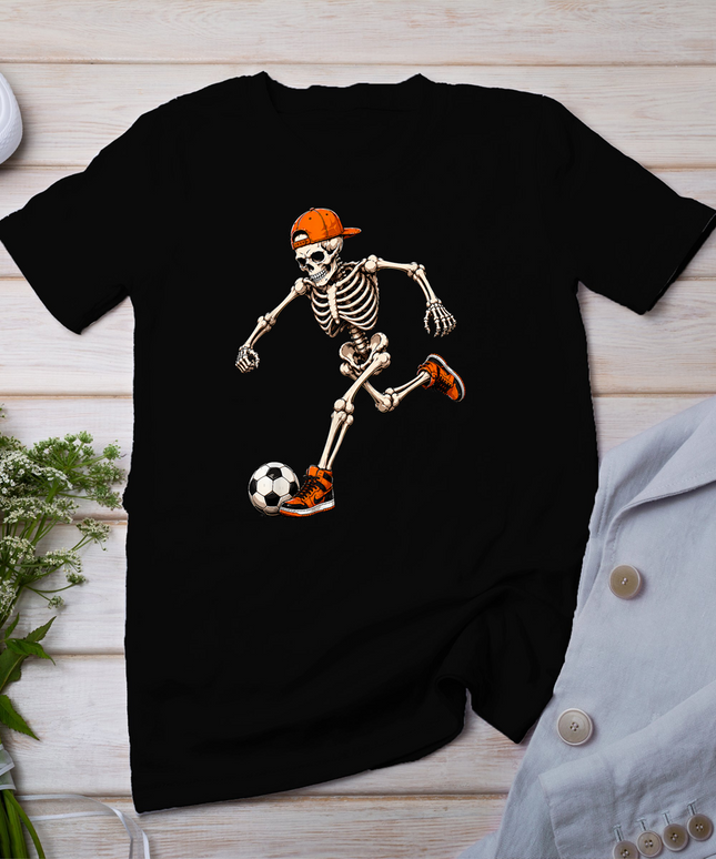 Funny Skeleton Playing Soccer Halloween Men Boys Kids T-Shirt