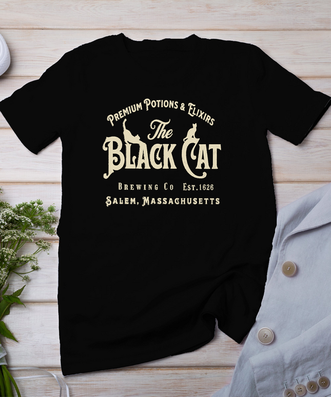 The Black Cat Witchy Salem Est 1626 Halloween Cat Lover Gift T-Shirt