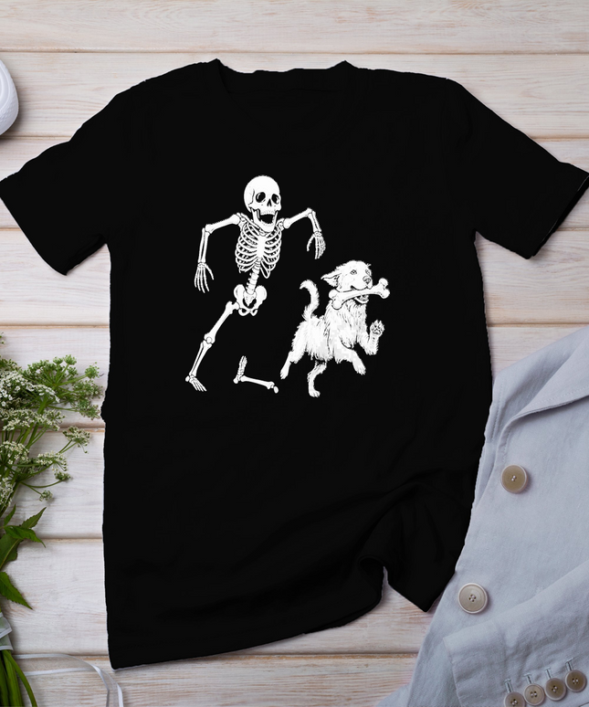 Cute Golden Retriever with Skeleton Bone Halloween Dog Lover T-Shirt