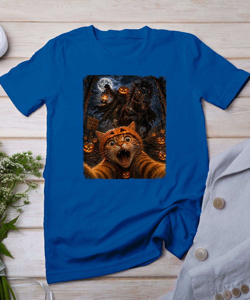 Funny Halloween Selfie Cat Horseman Pumpkins Moon Night T-Shirt