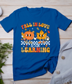 Retro Fall In Love With Learning Autumn Pumpkin Teacher T-Shirt