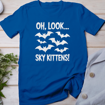 Funny Bat Design for Men Women Kids Halloween Bat Lovers T-Shirt