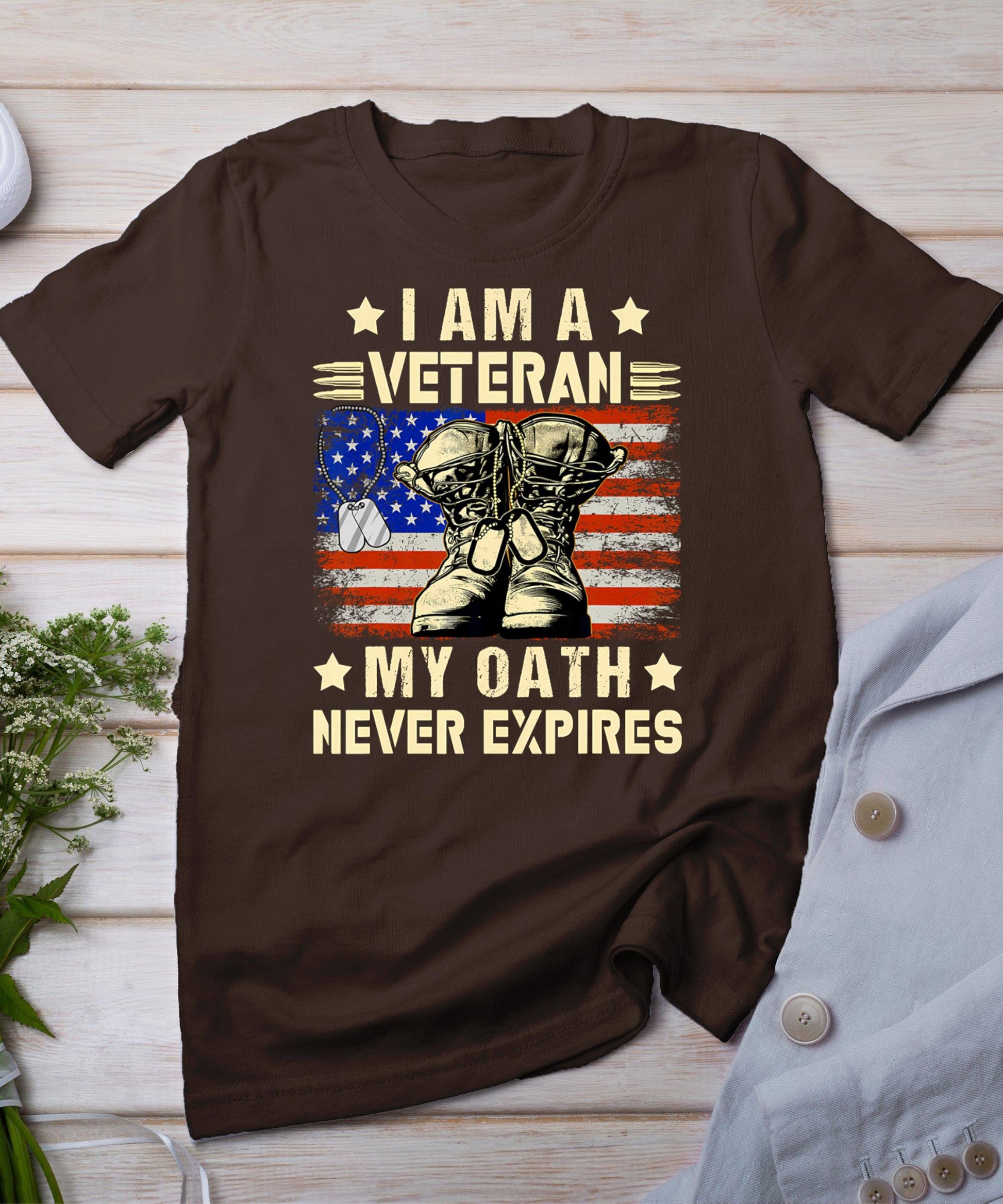 I Am A Veteran My Oath Never Expires Veteran Day Usa Flag T-Shirt