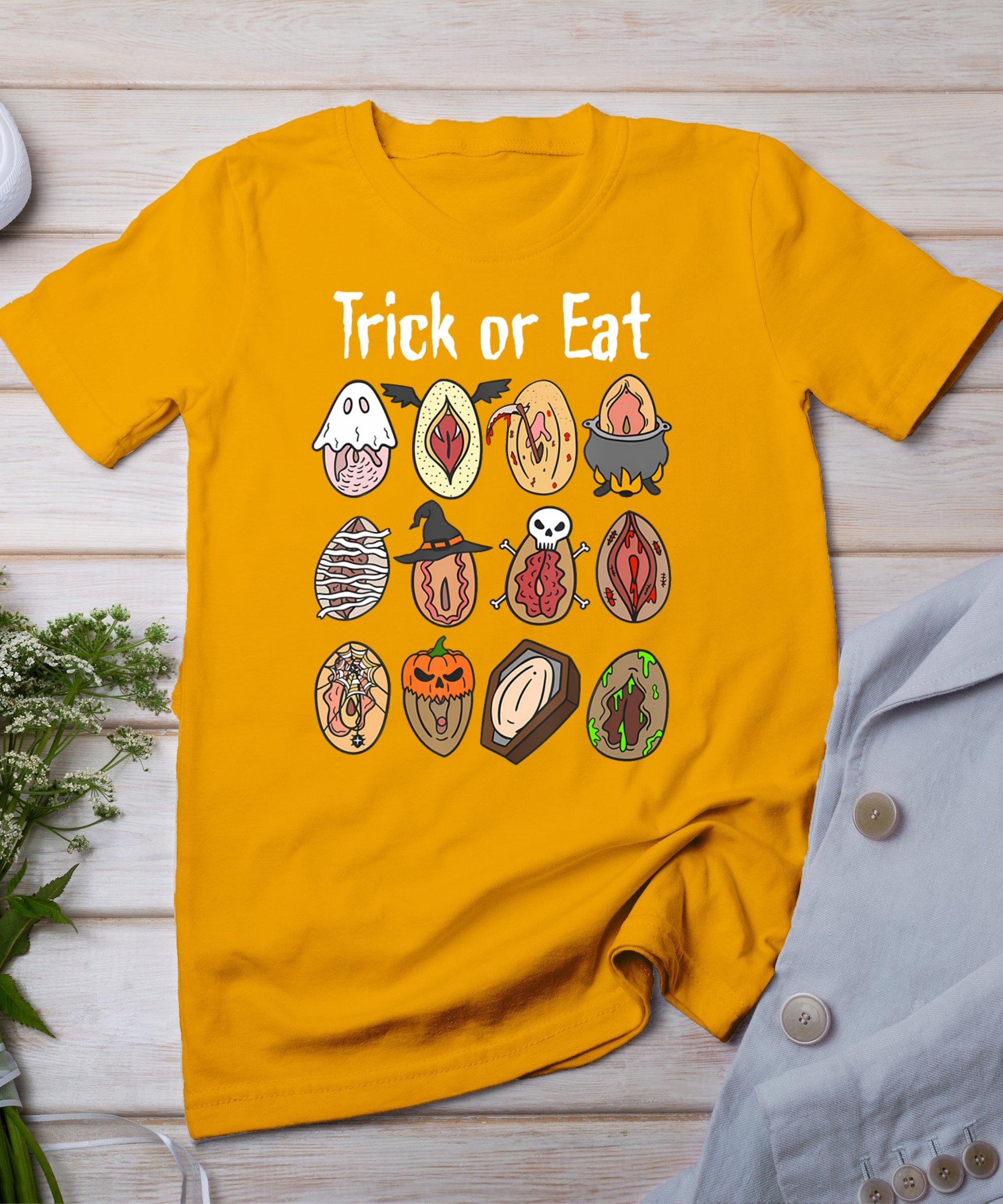 Trick Or Eat Funny Halloween Vagina Hilarious Adult Womens T-Shirt