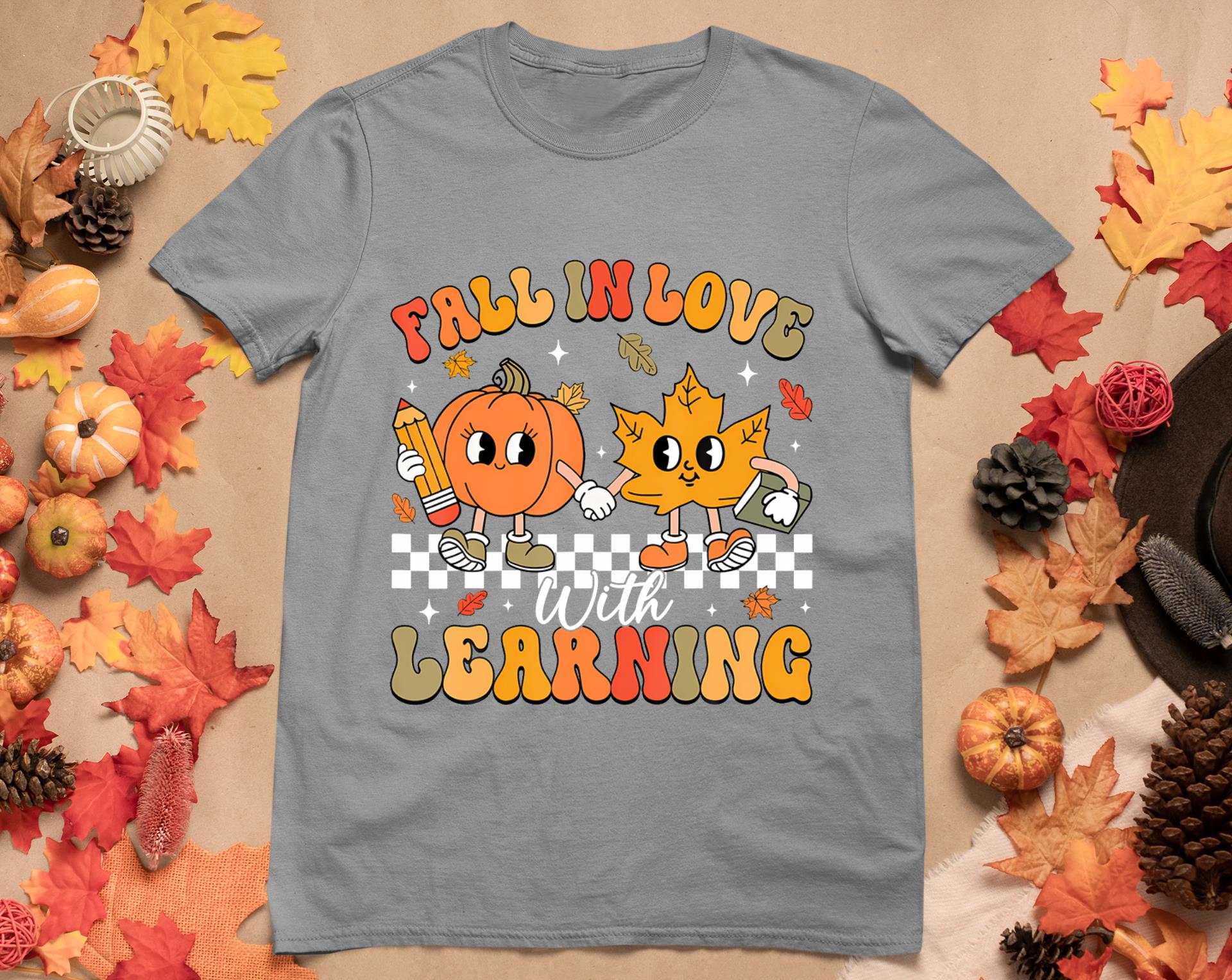 Retro Fall In Love With Learning Autumn Pumpkin Teacher T-Shirt