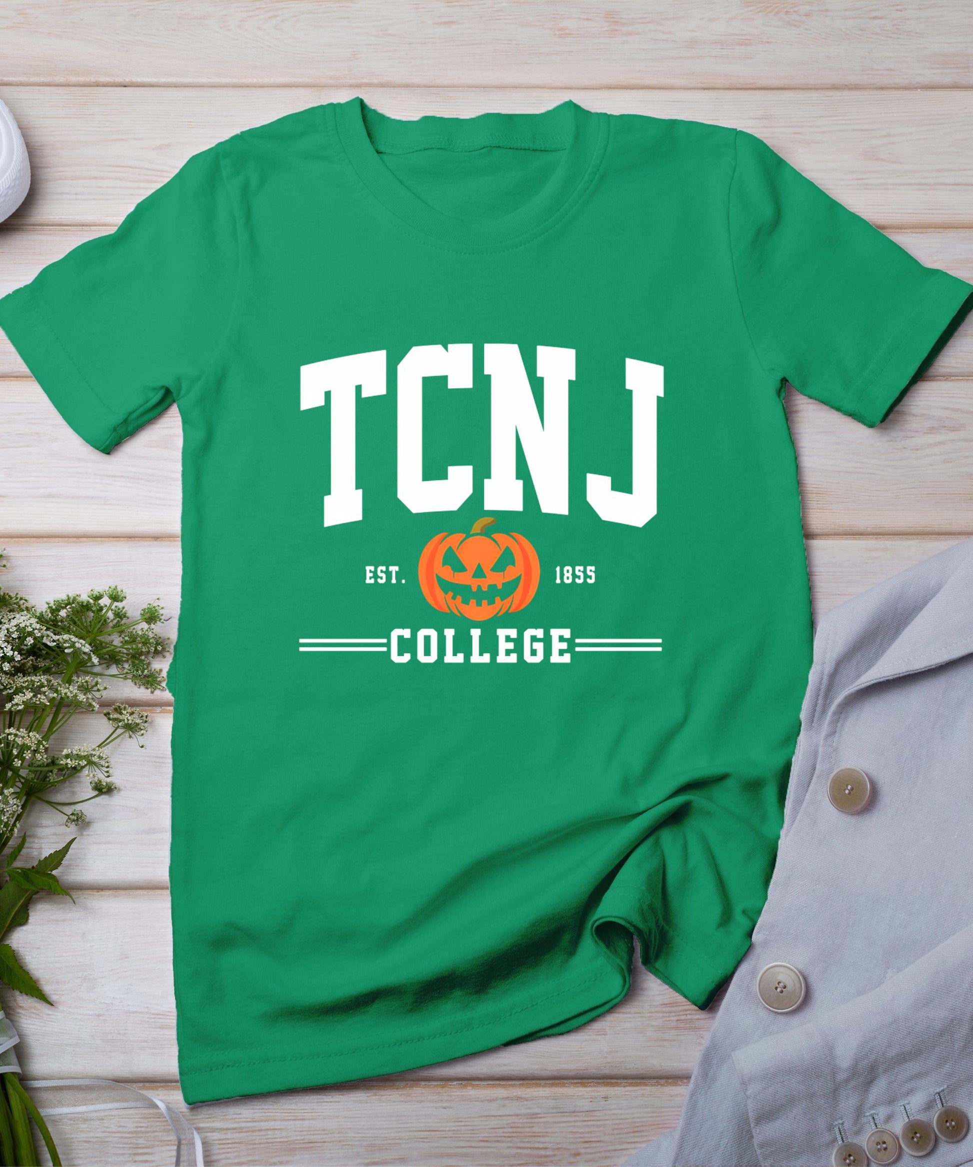 Tcnj The College Of New Jersey Arch Halloween Design Vintage T-Shirt