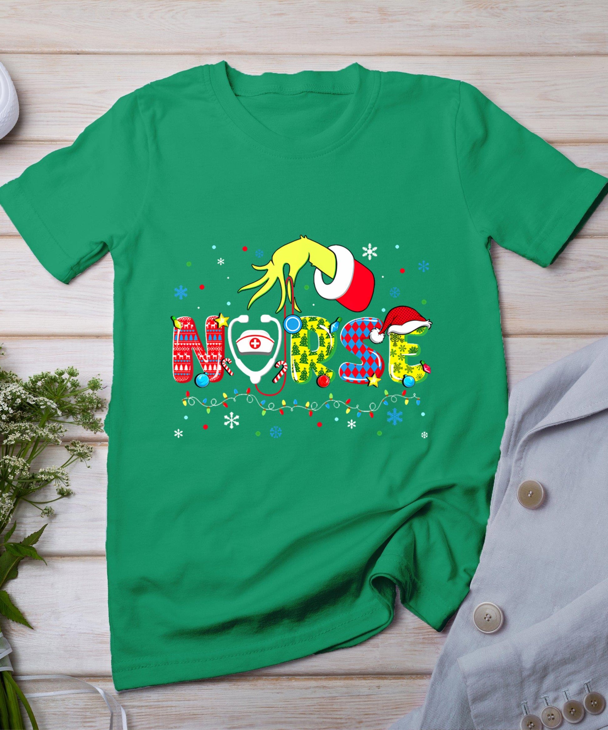 Groovy Nurse Christmas Xmas Santa Rn Cna Icu Scurb Men Women T-Shirt