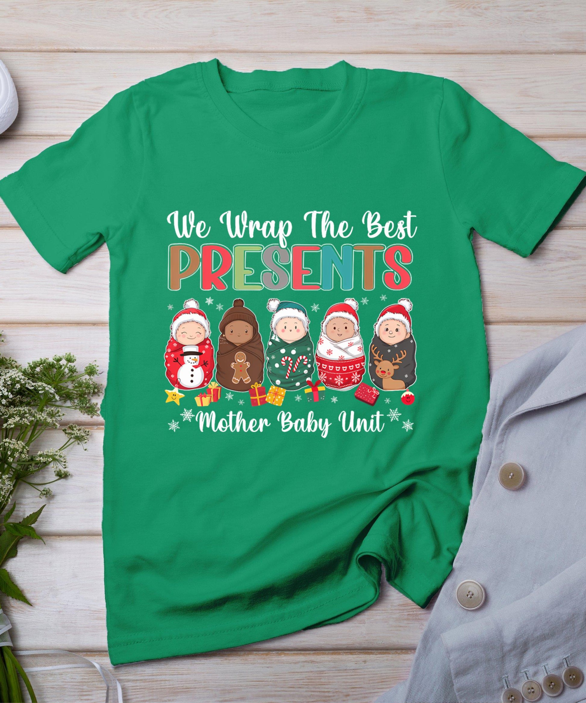 Mother Baby Nurse Christmas Mom Baby Nursing Groovy T-Shirt