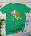 Skeleton Riding T-Rex Mummy Dinosaur Halloween Funny Pumpkin T-Shirt