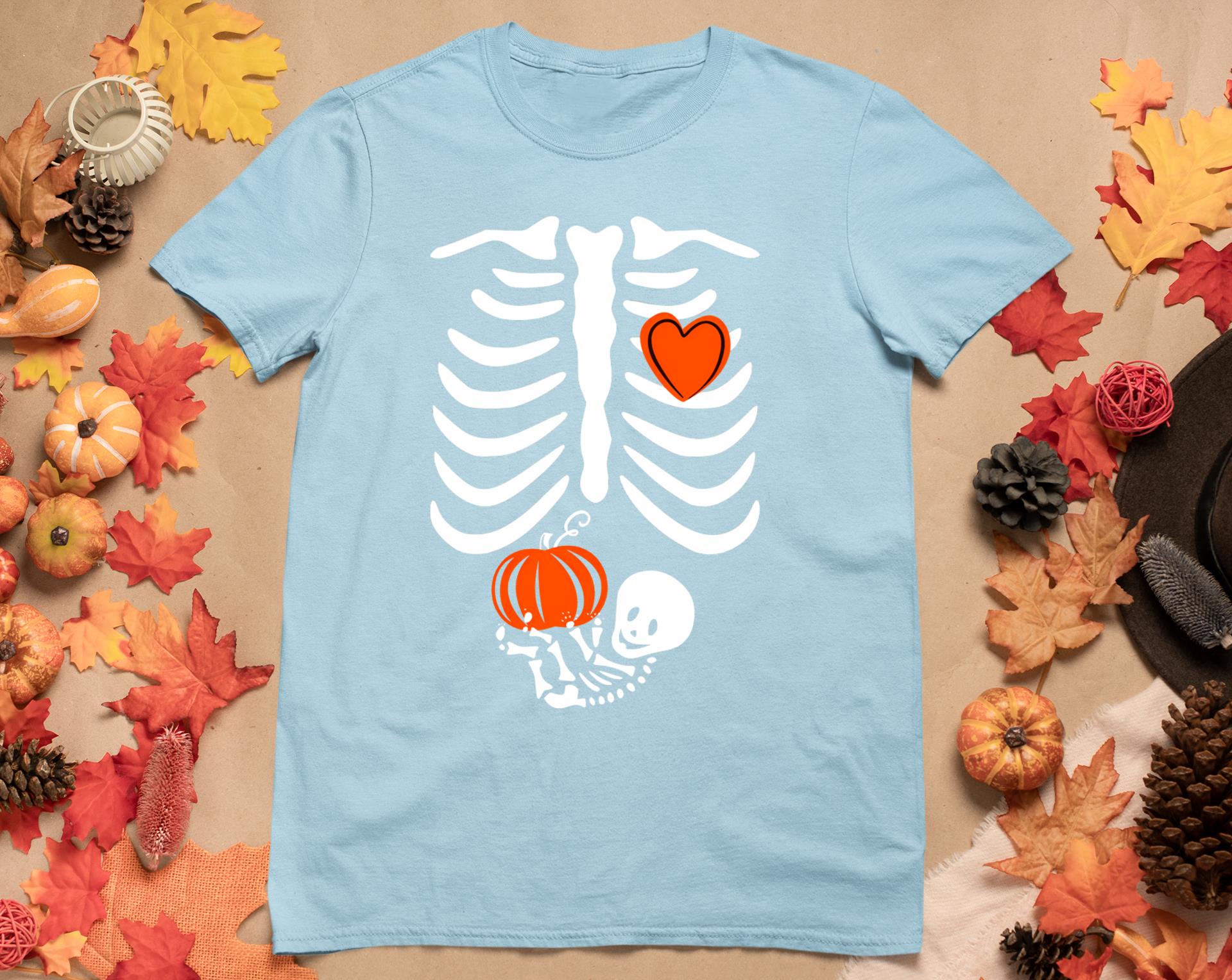 Pregnant Skeleton Mom Halloween Pregnancy Baby Announcement T-Shirt