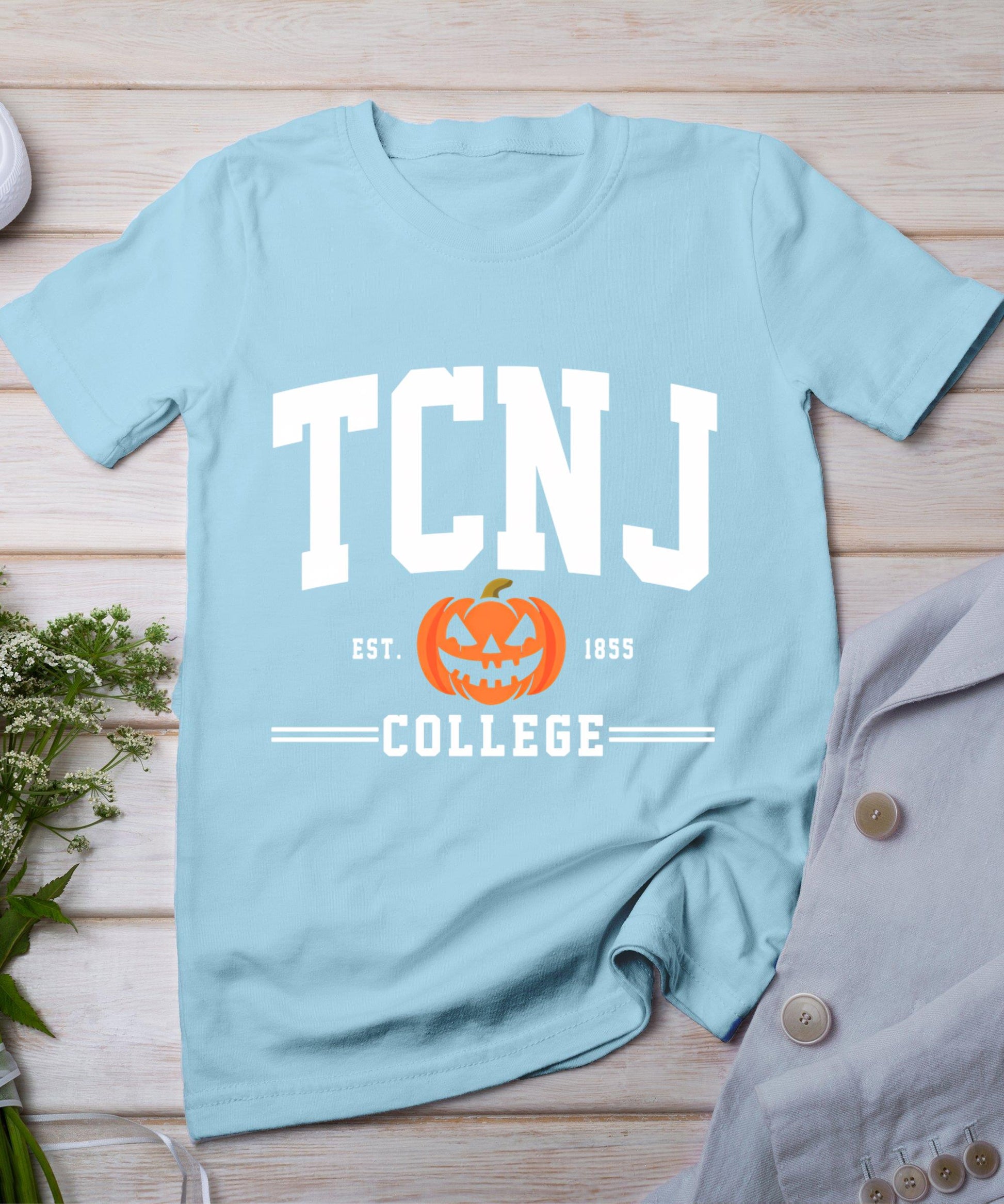 Tcnj The College Of New Jersey Arch Halloween Design Vintage T-Shirt