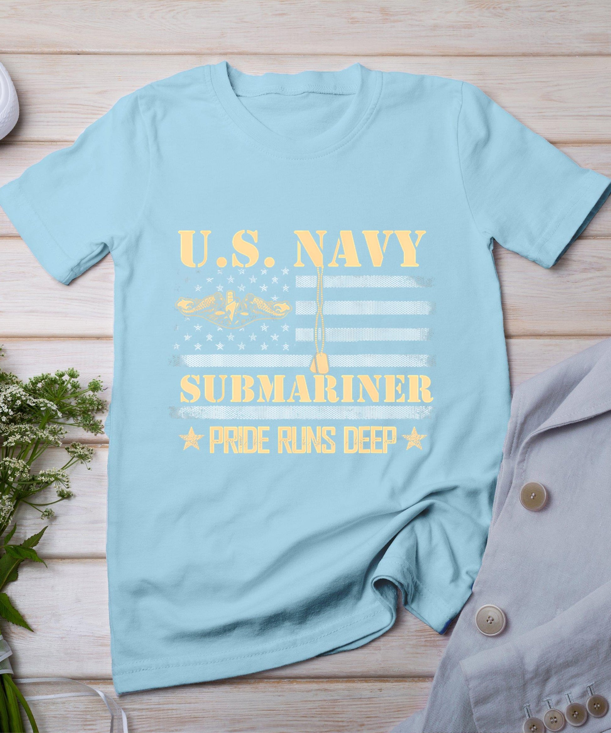 U.S Submarines Silent Service Vintage Veterans Day T-Shirt