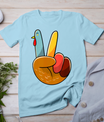 Turkey Peace Hand Sign Thanksgiving Thankful Women Kids Girl T-Shirt