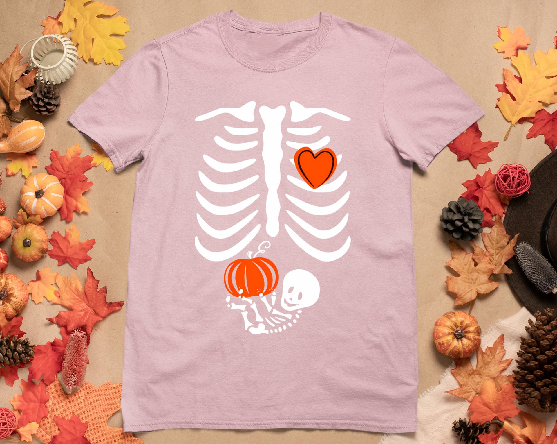 Pregnant Skeleton Mom Halloween Pregnancy Baby Announcement T-Shirt