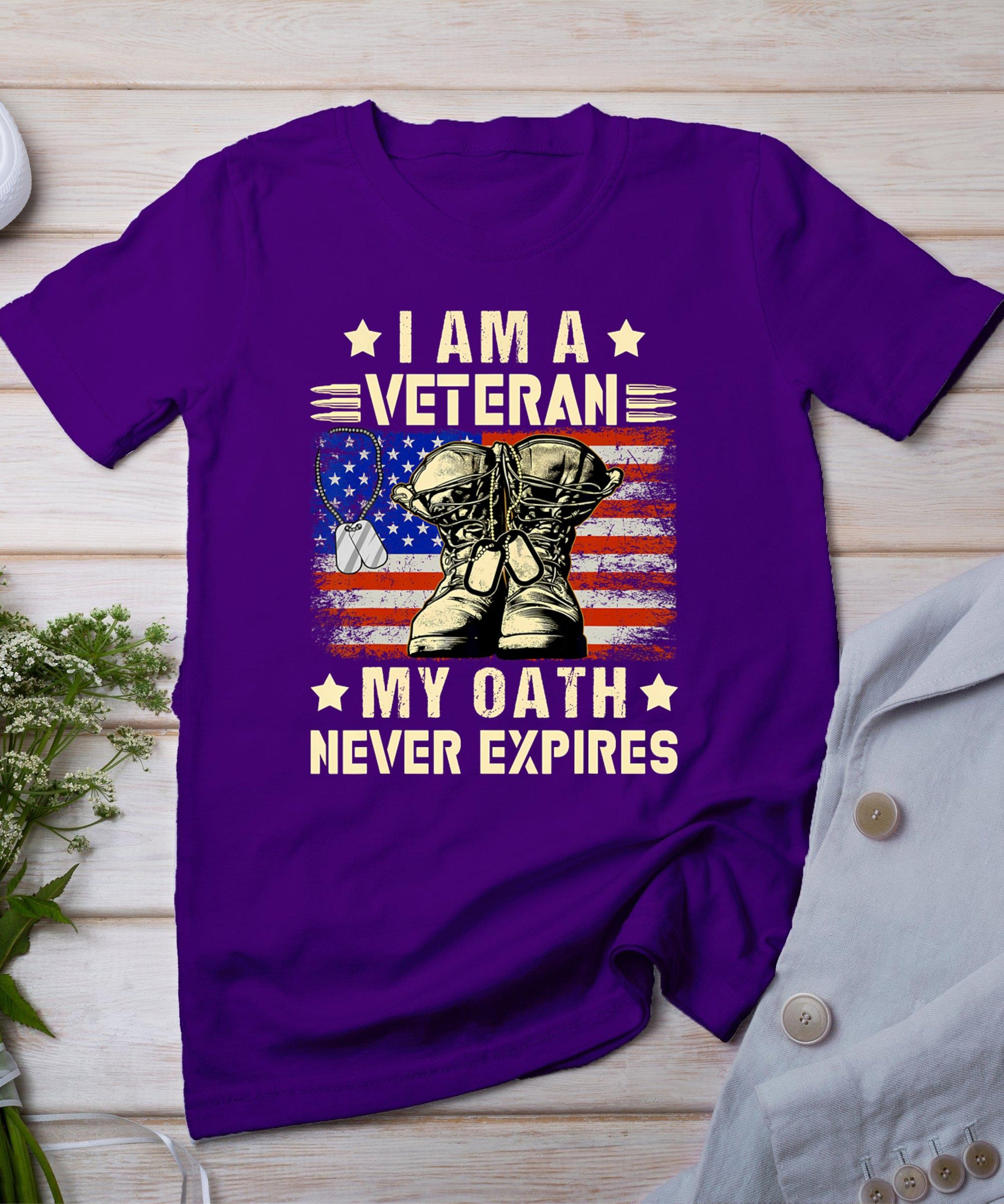 I Am A Veteran My Oath Never Expires Veteran Day Usa Flag T-Shirt