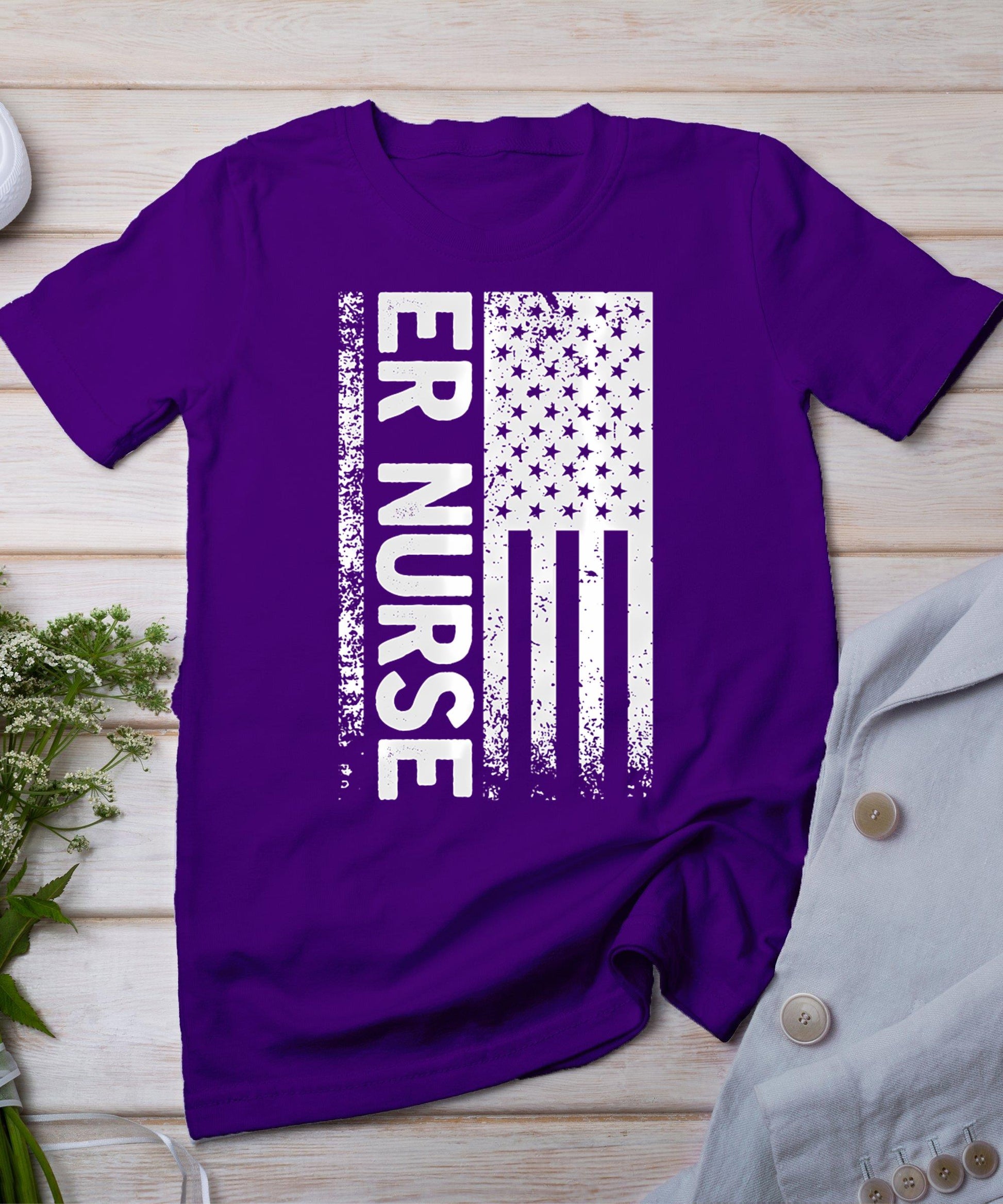 Er Nurse Distressed American Flag Emergency Room Rn Gift T-Shirt