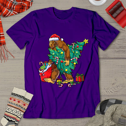 Bigfoot Christmas Tree Lights Xmas Boys Men Sasquatch Lovers T-Shirt