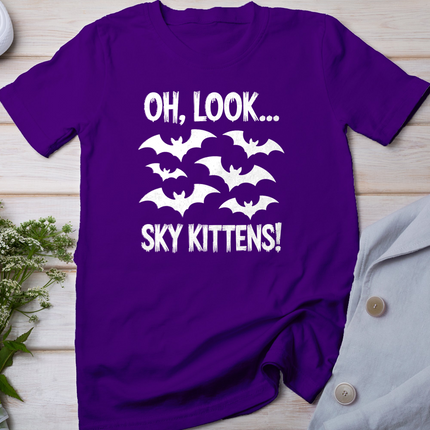 Funny Bat Design for Men Women Kids Halloween Bat Lovers T-Shirt